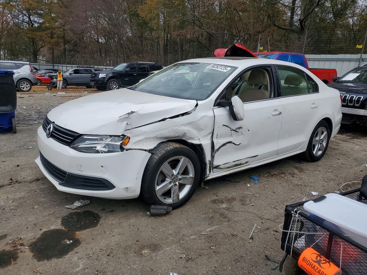 2013 VOLKSWAGEN JETTA