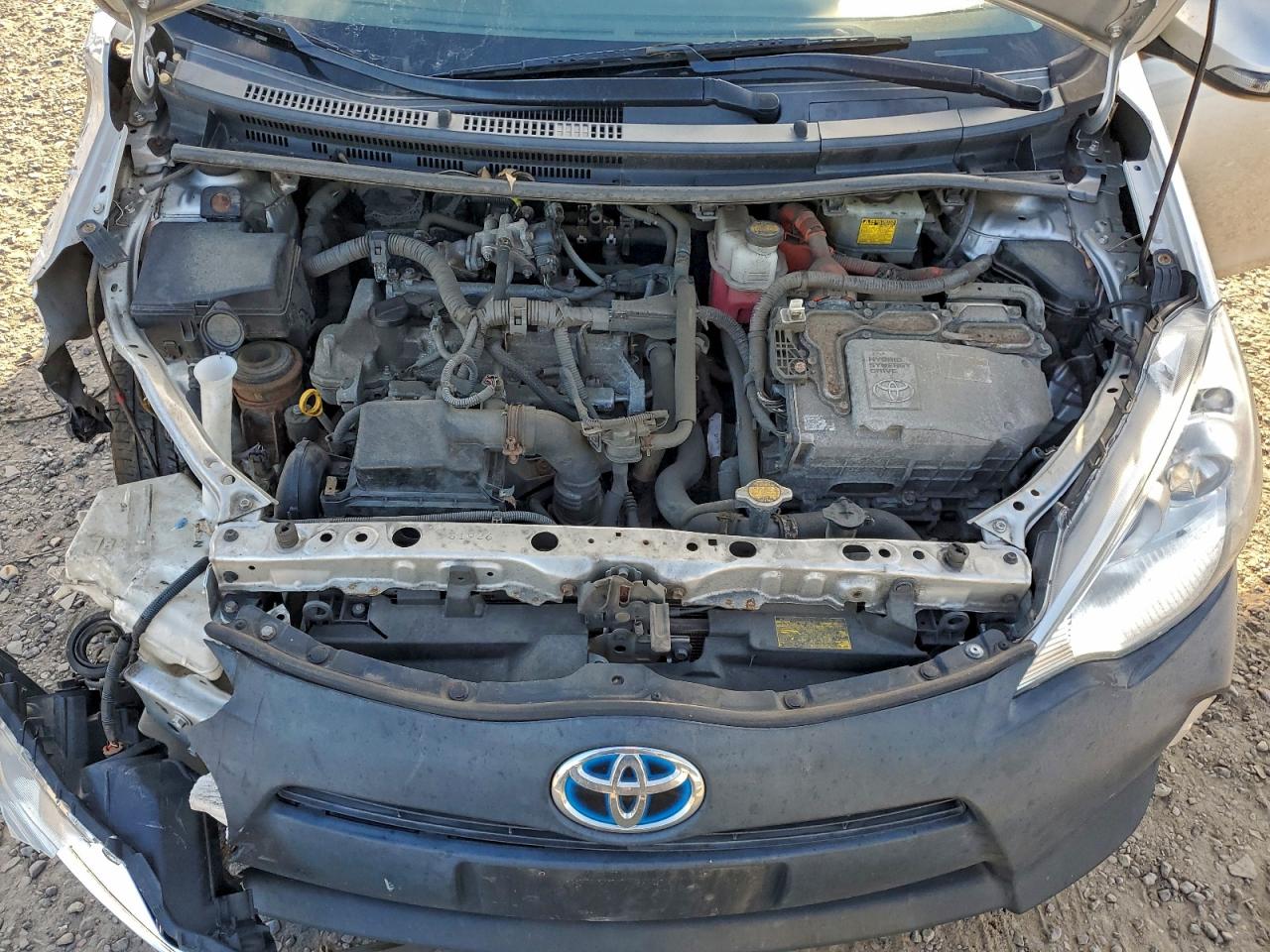 2013 TOYOTA PRIUS C photo 11