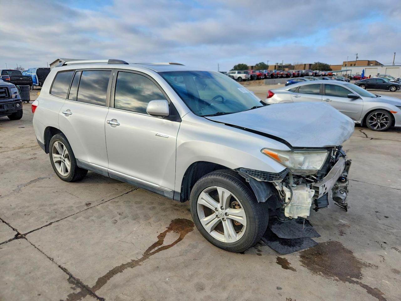 2013 TOYOTA HIGHLANDER LIMITED photo 4