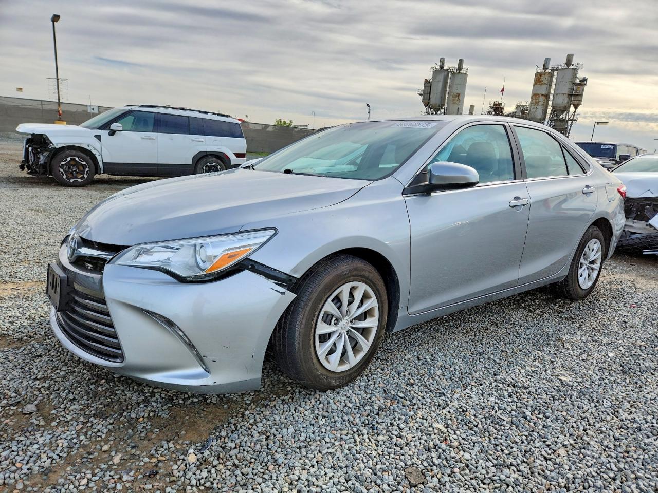 2015 TOYOTA CAMRY