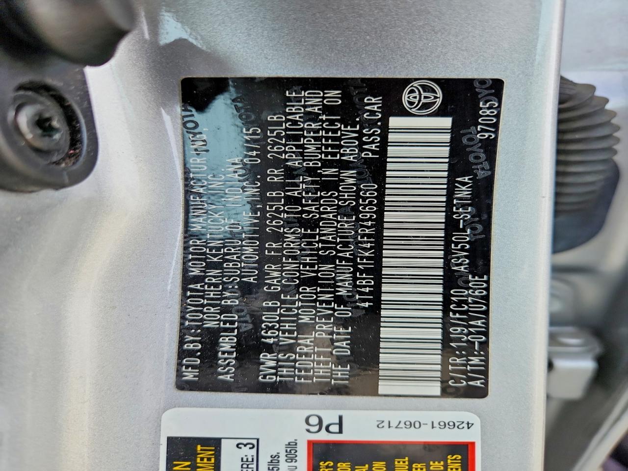 2015 TOYOTA CAMRY LE photo 12