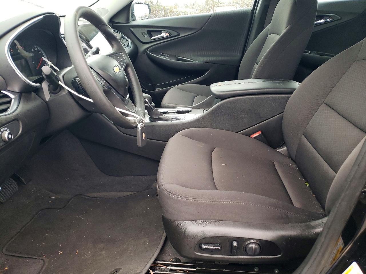 2021 CHEVROLET MALIBU LT photo 13