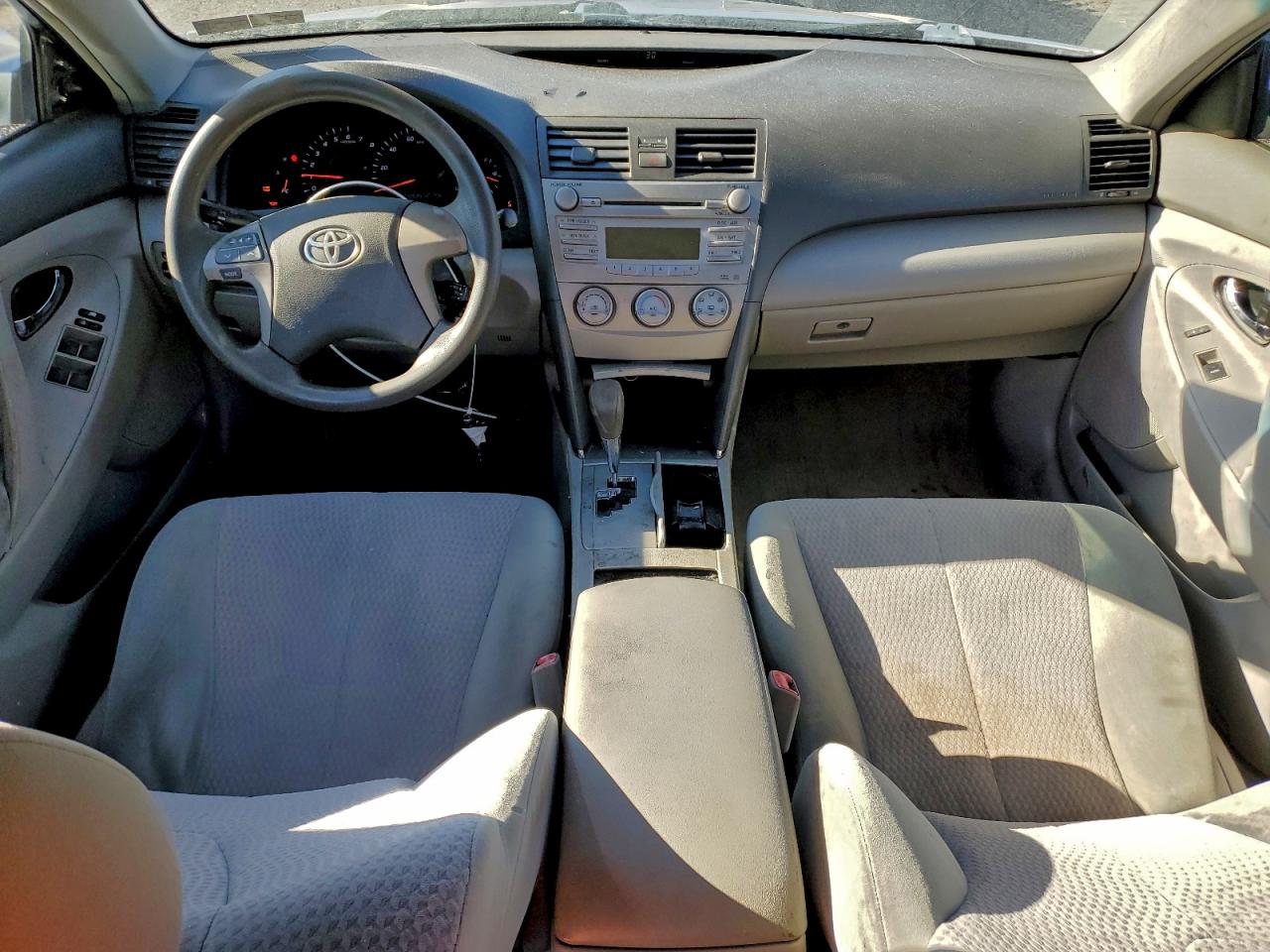 2011 TOYOTA CAMRY BASE photo 8
