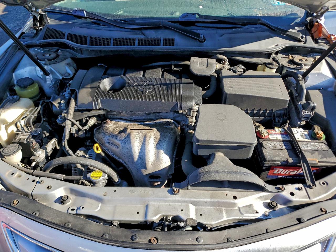 2011 TOYOTA CAMRY BASE photo 11