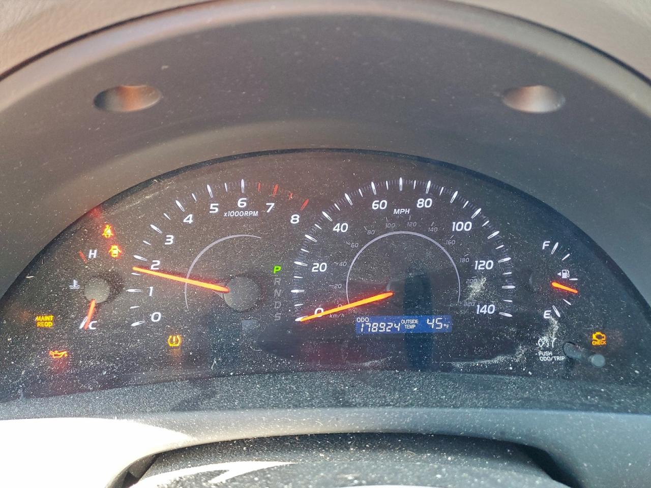 2011 TOYOTA CAMRY BASE photo 9