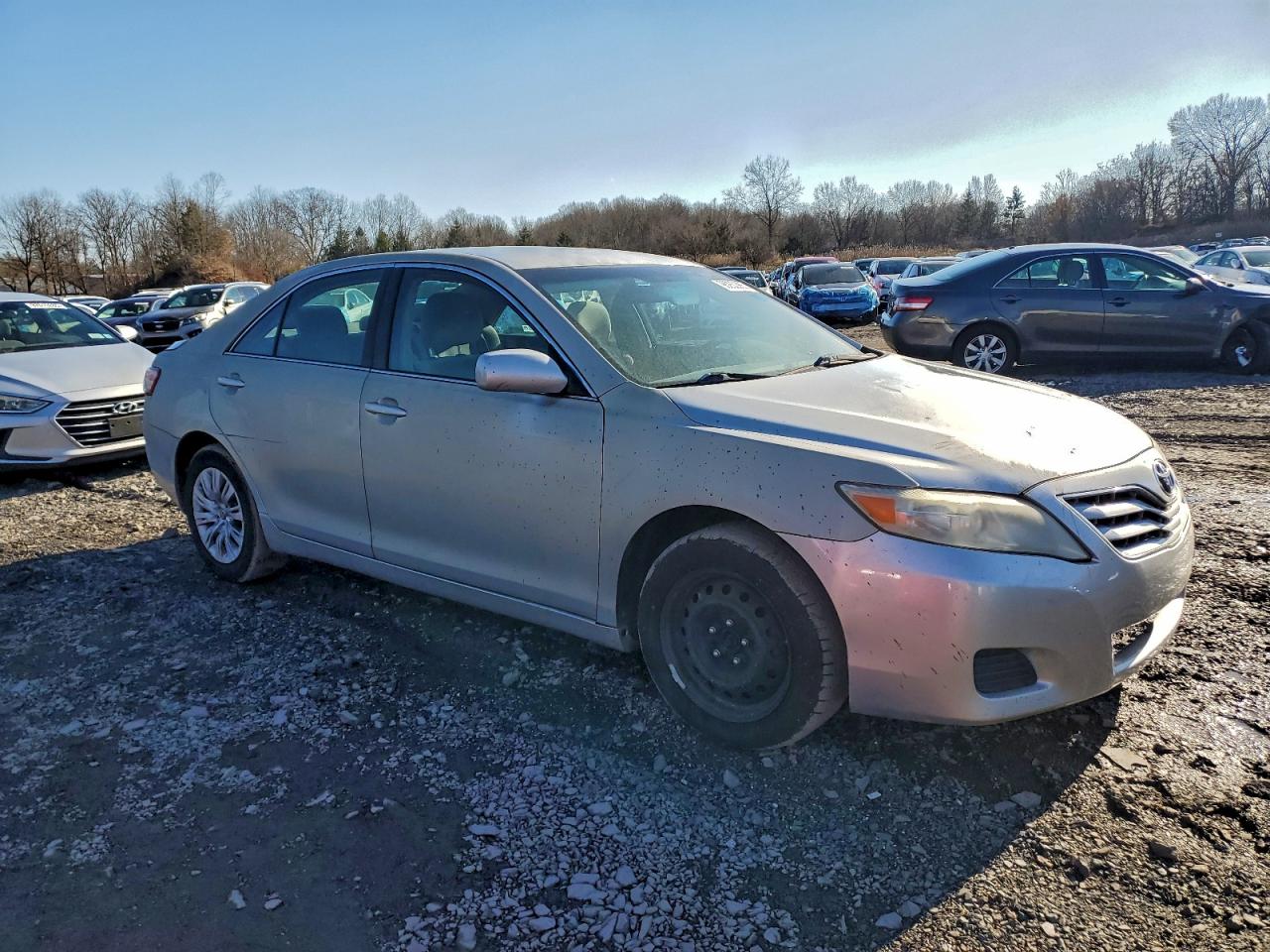 2011 TOYOTA CAMRY BASE photo 4