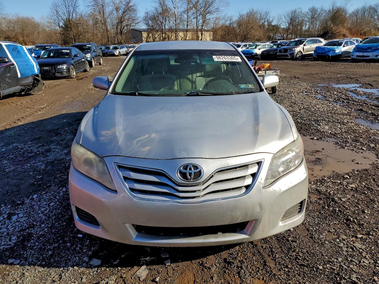 2011 TOYOTA CAMRY BASE photo 5
