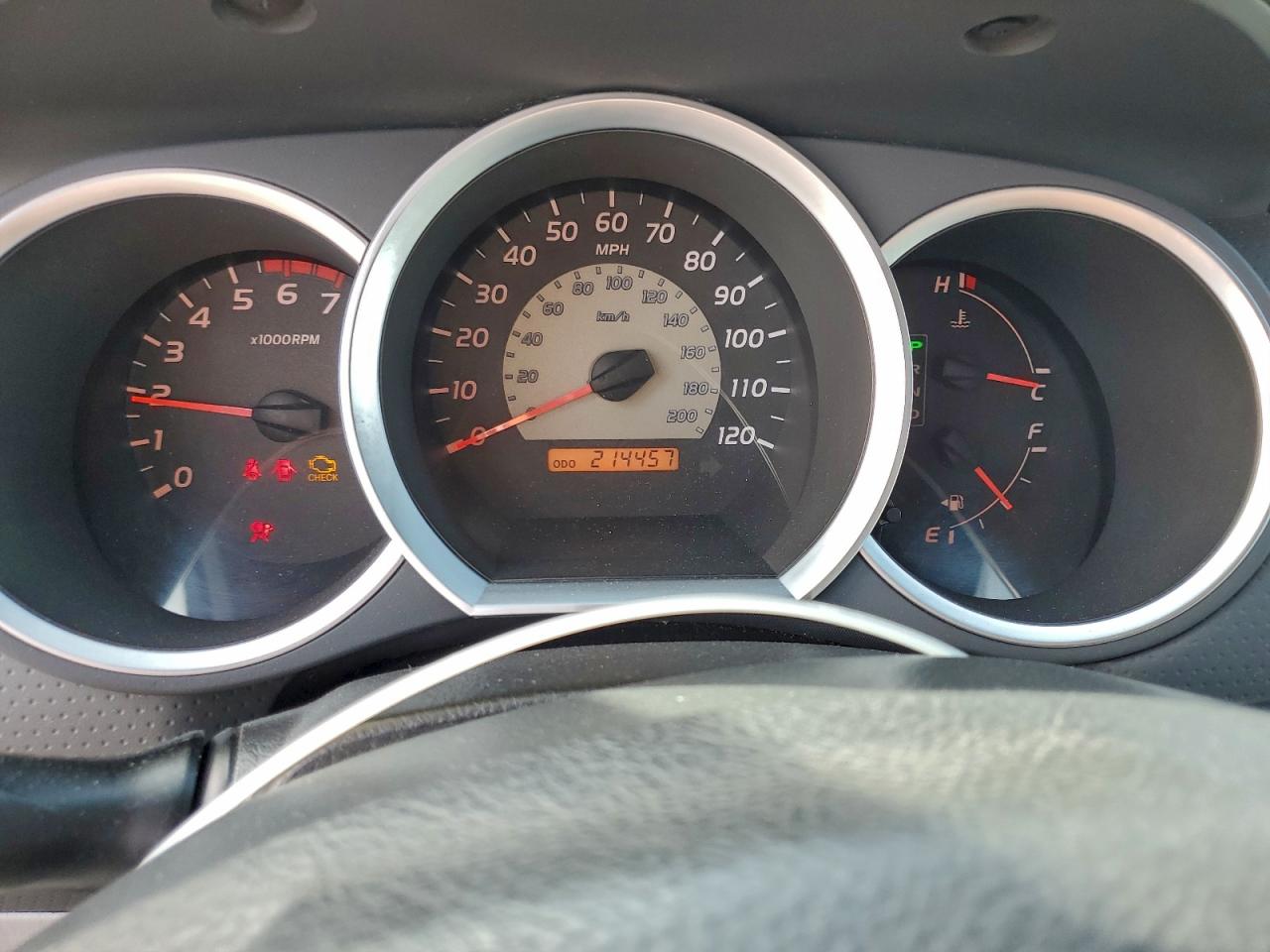 2005 TOYOTA TACOMA ACCESS CAB photo 9