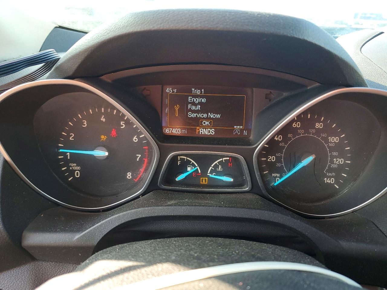 2017 FORD ESCAPE SE photo 9