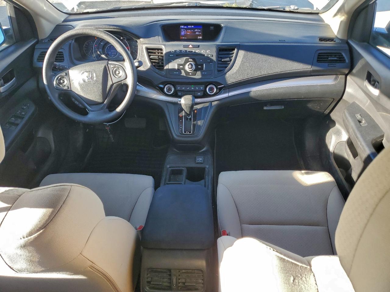 2015 HONDA CR-V LX photo 8