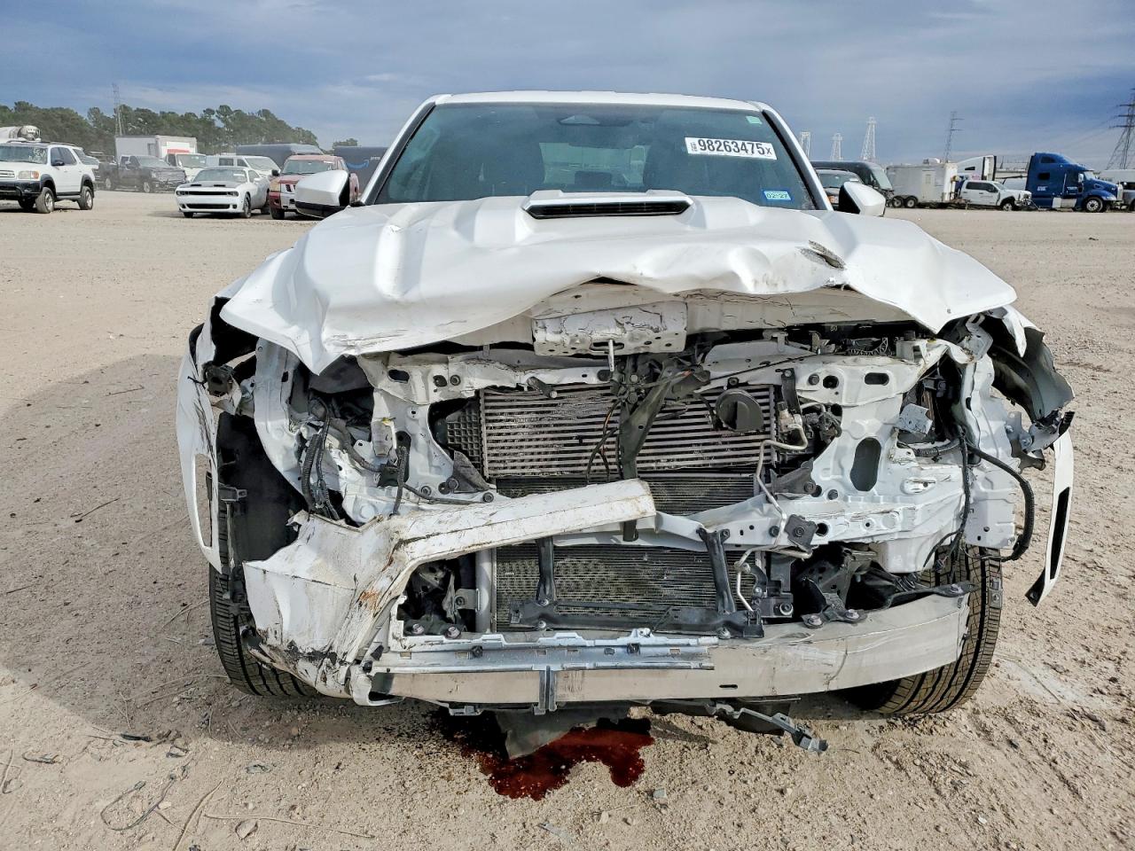 2025 TOYOTA TACOMA DOUBLE CAB photo 5