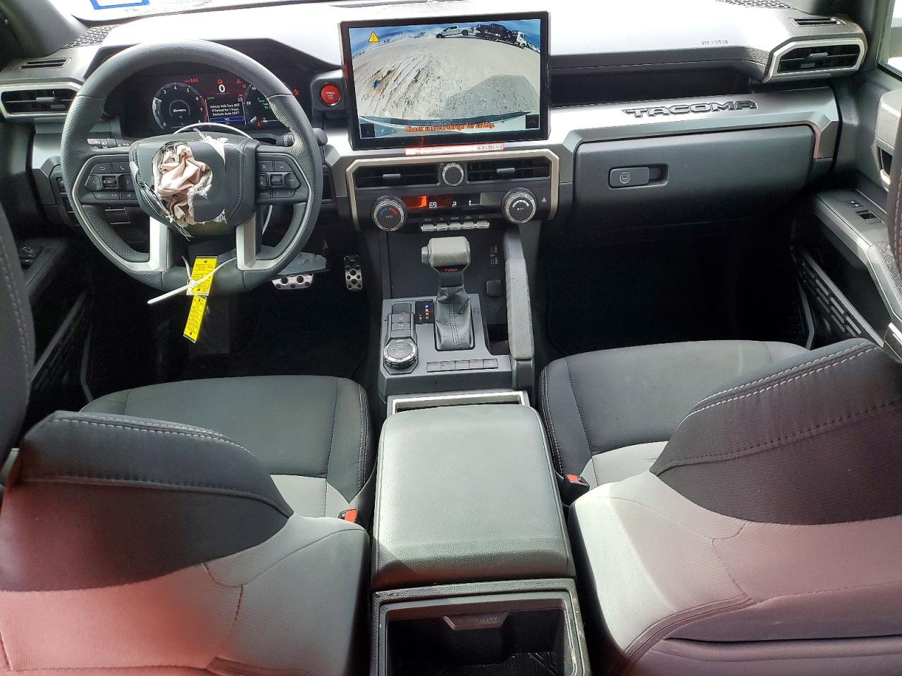 2025 TOYOTA TACOMA DOUBLE CAB photo 8