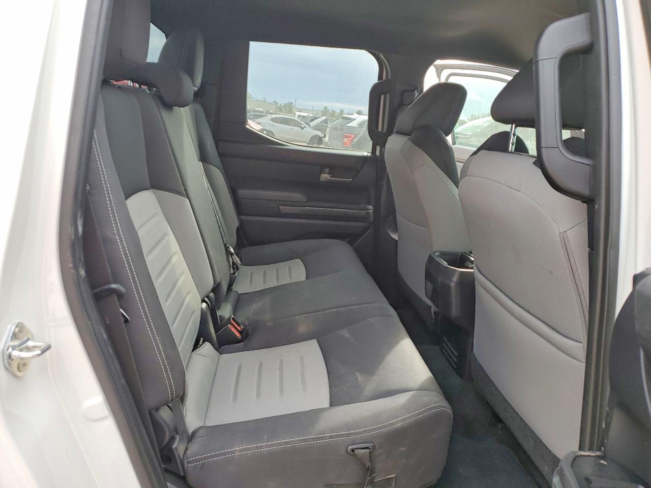2025 TOYOTA TACOMA DOUBLE CAB photo 10