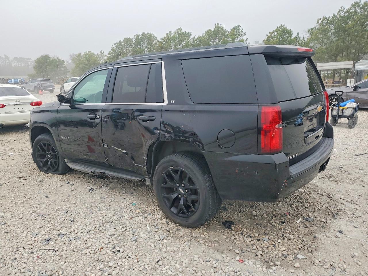 2015 CHEVROLET TAHOE C1500 LT photo 2
