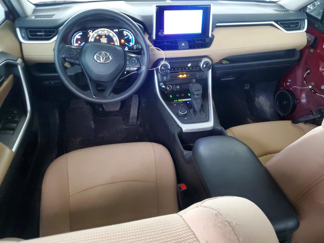 2024 TOYOTA RAV4 LE photo 22