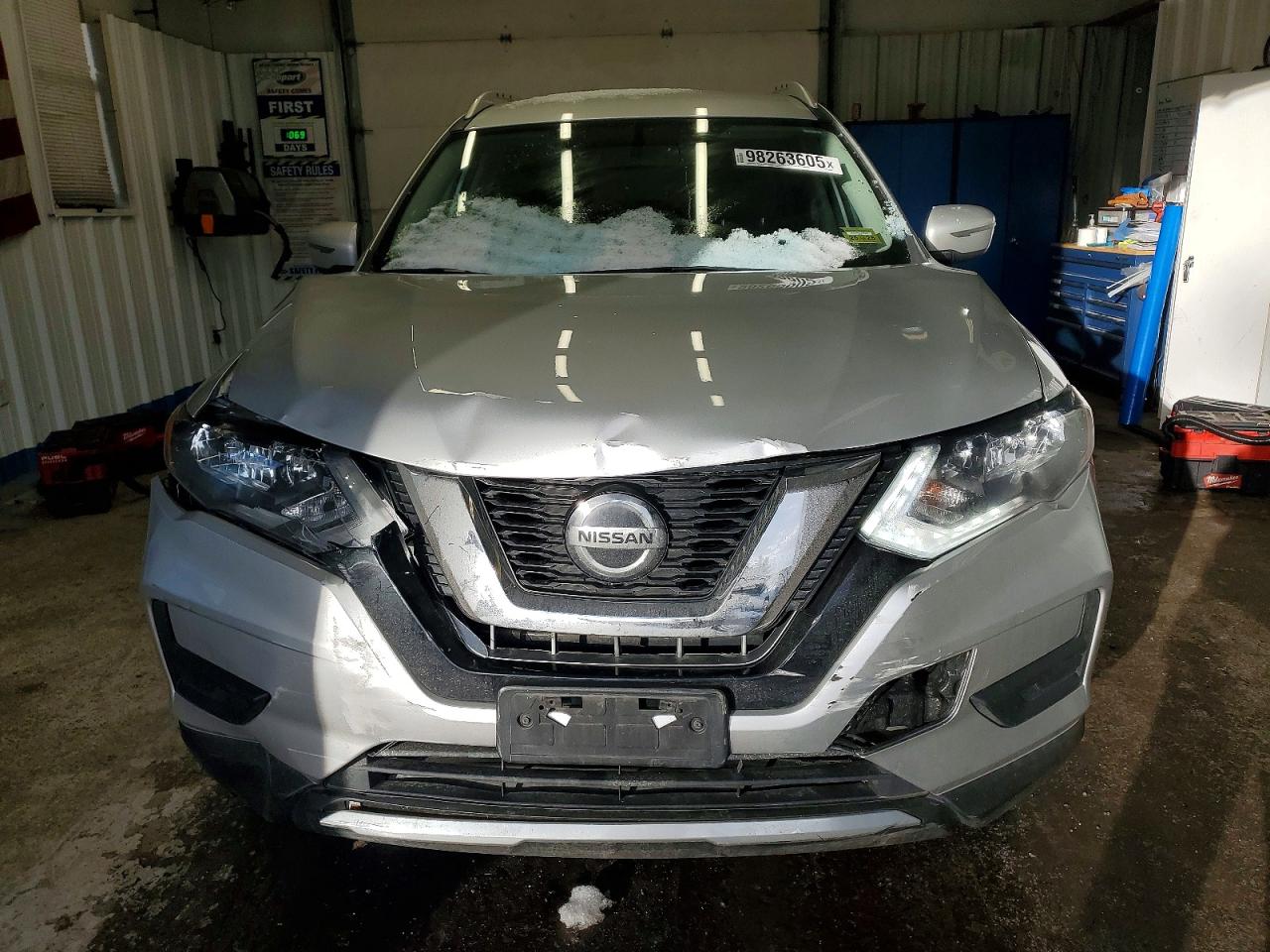 2018 NISSAN ROGUE S photo 5