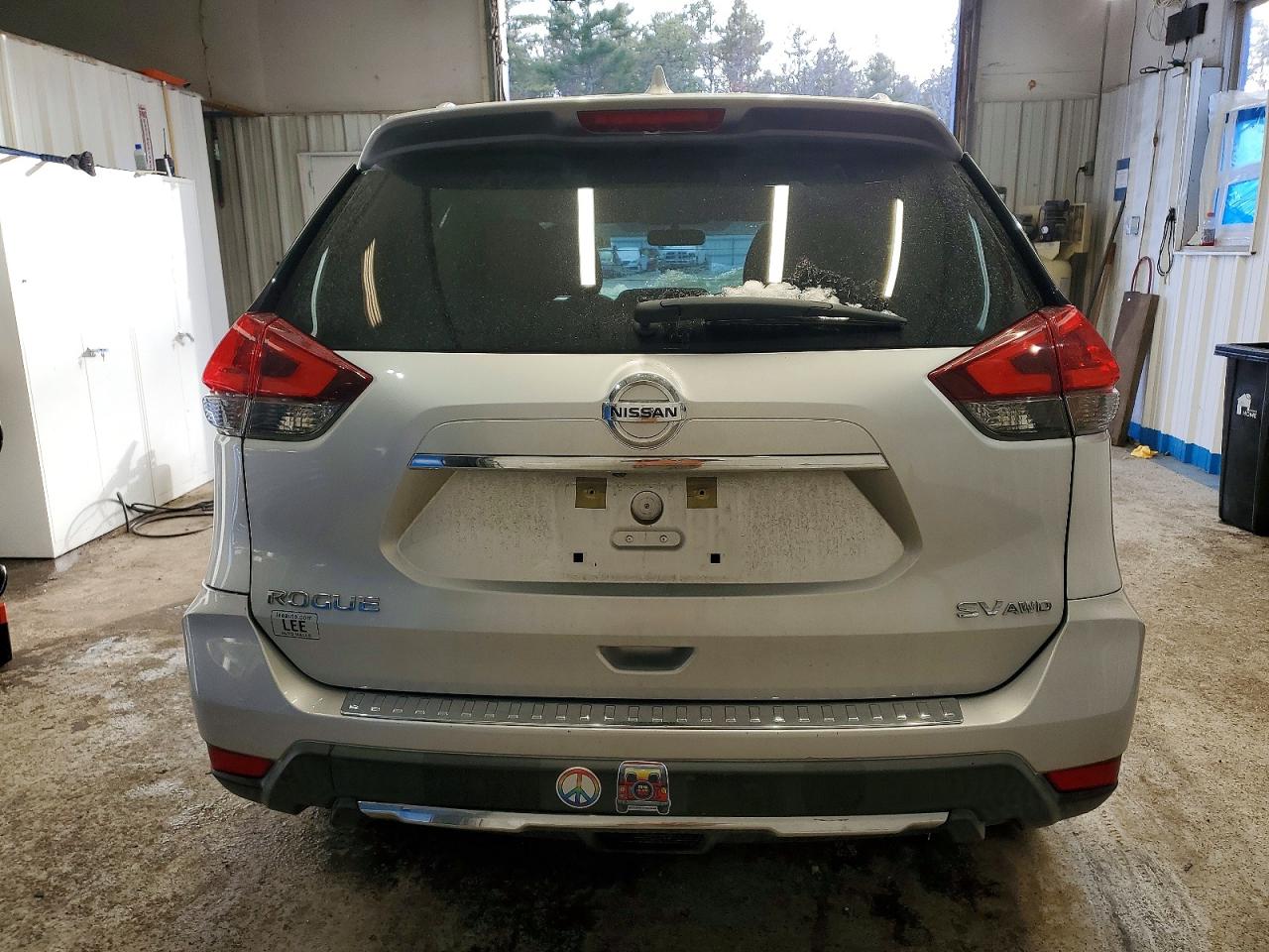 2018 NISSAN ROGUE S photo 6