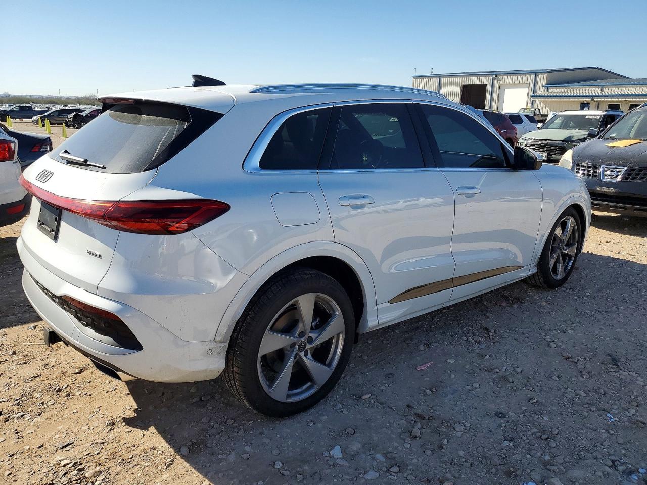 2025 AUDI Q5 PREMIUM PLUS photo 3
