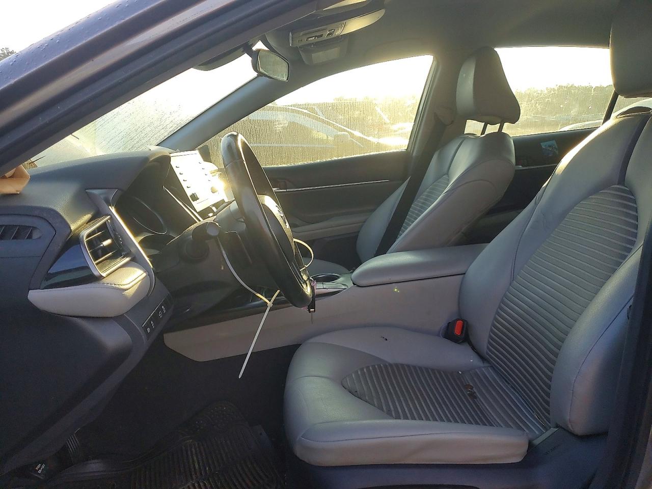 2023 TOYOTA CAMRY SE NIGHT SHADE photo 7