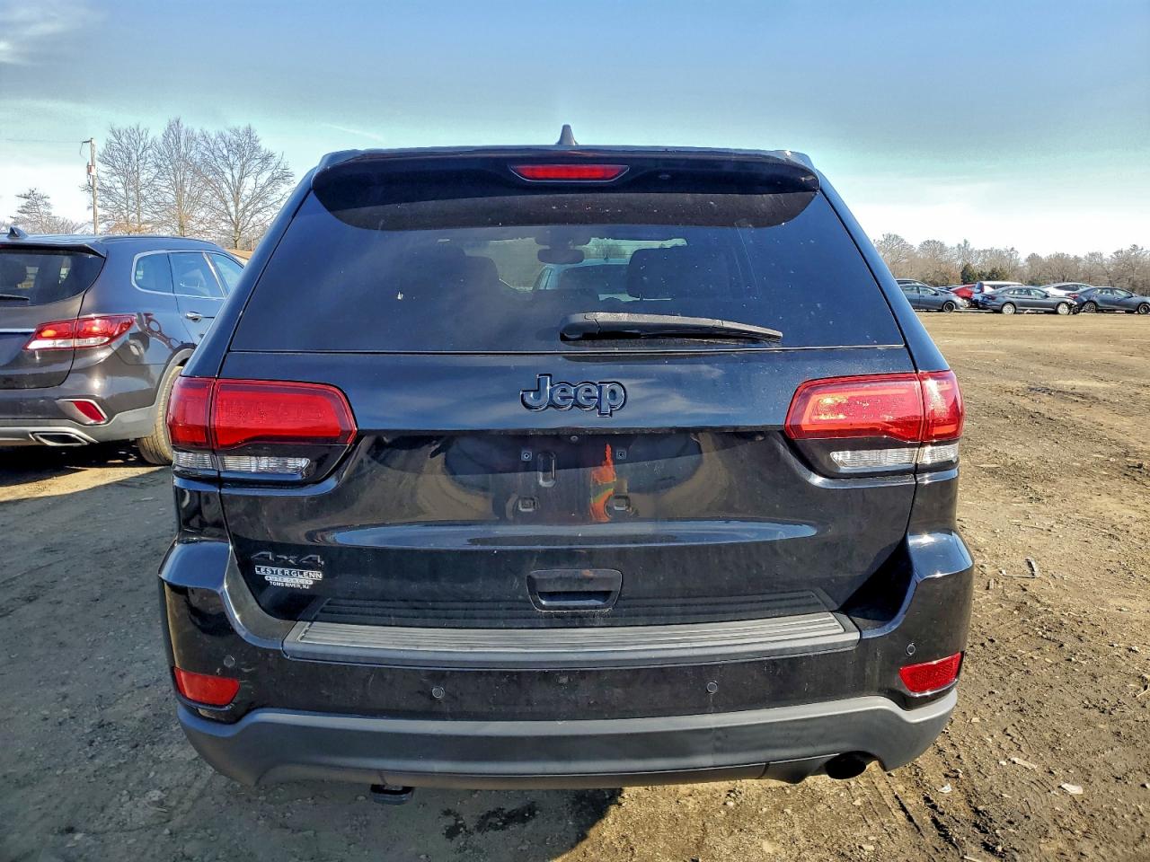 2019 JEEP GRAND CHEROKEE LAREDO photo 6