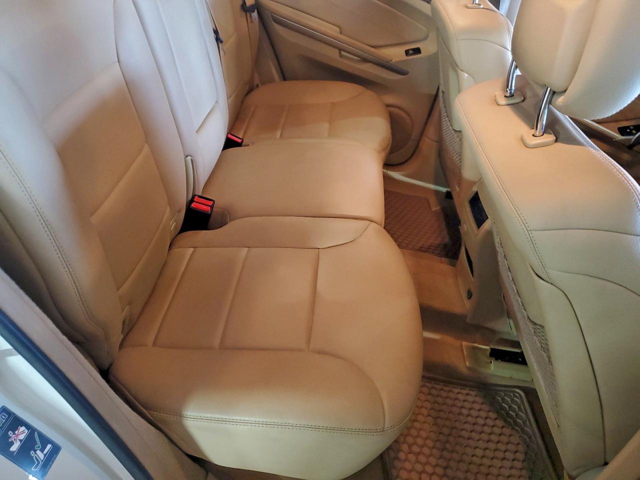 2011 MERCEDES-BENZ ML 350 BLUETEC photo 11
