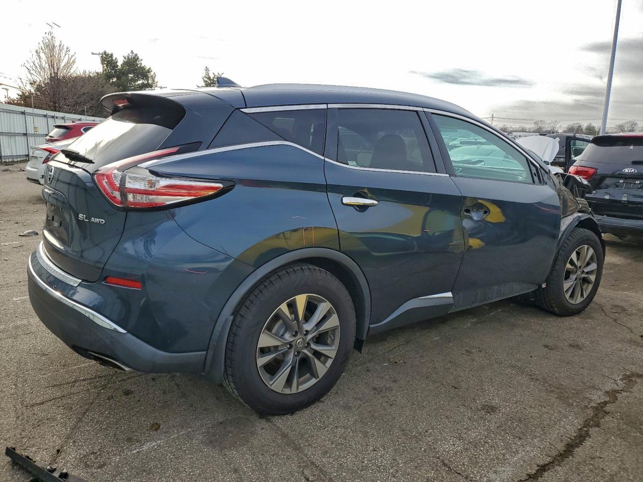 2017 NISSAN MURANO S photo 3