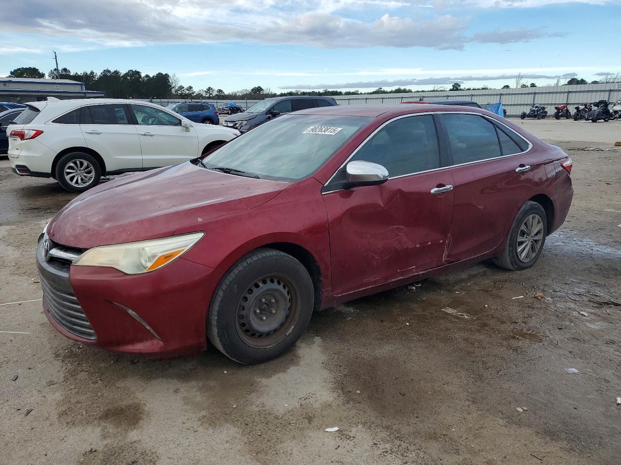 2016 TOYOTA CAMRY