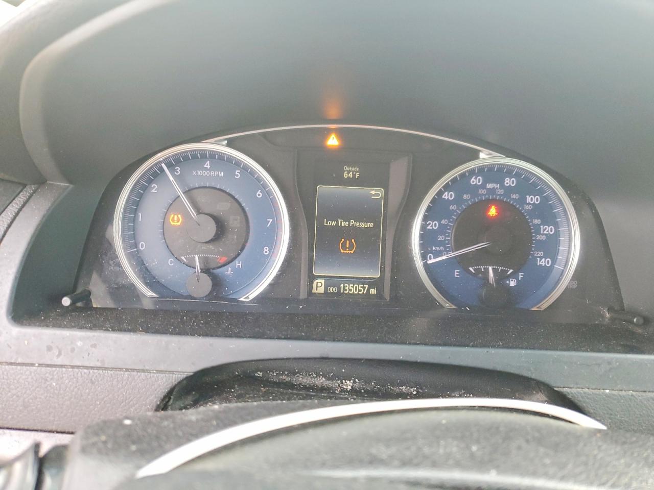 2016 TOYOTA CAMRY LE photo 9