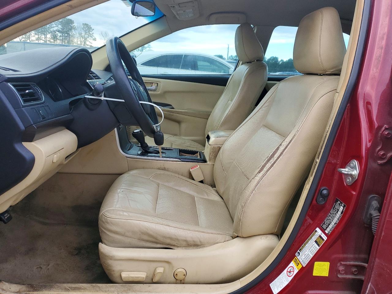 2016 TOYOTA CAMRY LE photo 7