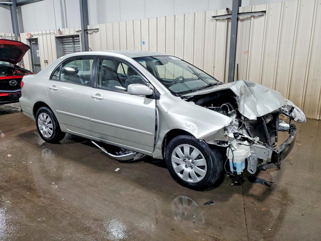 2004 TOYOTA COROLLA CE photo 4