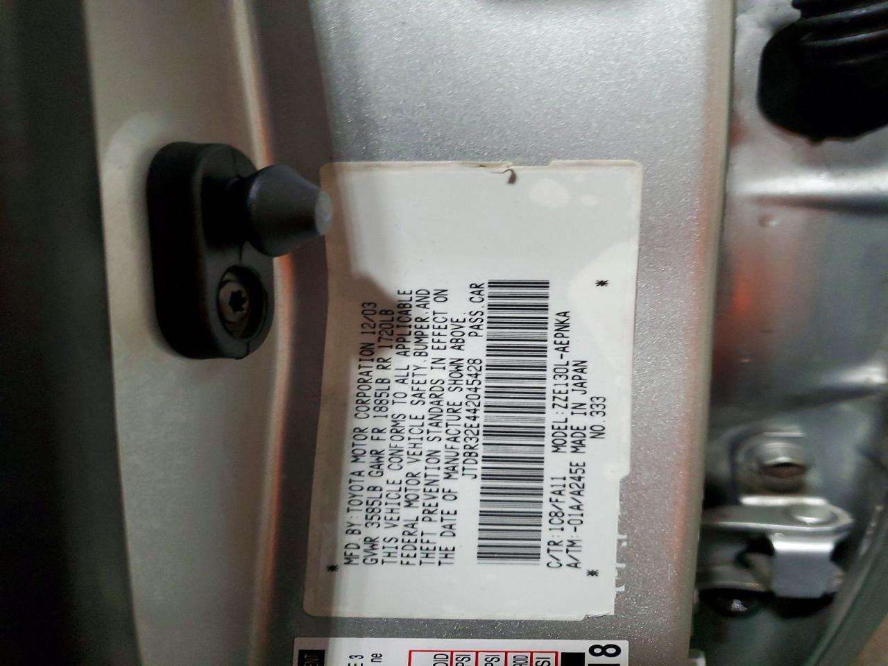 2004 TOYOTA COROLLA CE photo 12