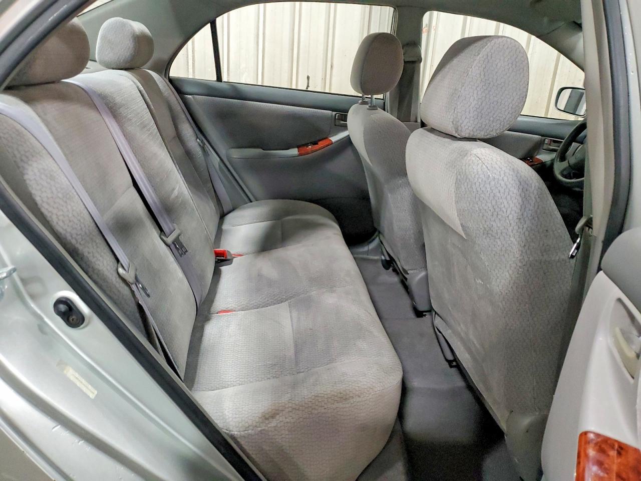2004 TOYOTA COROLLA CE photo 10