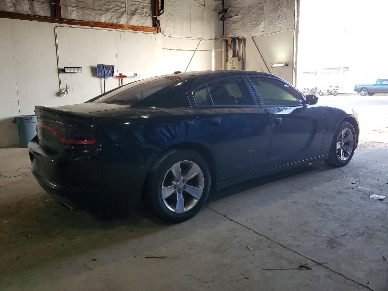 2015 DODGE CHARGER SE photo 3