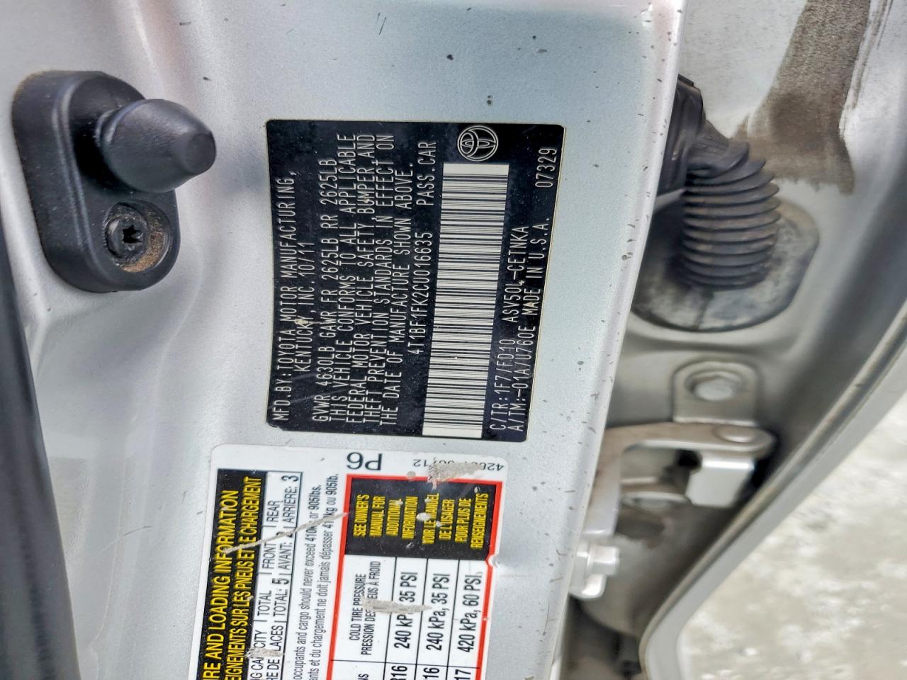 2012 TOYOTA CAMRY BASE photo 12