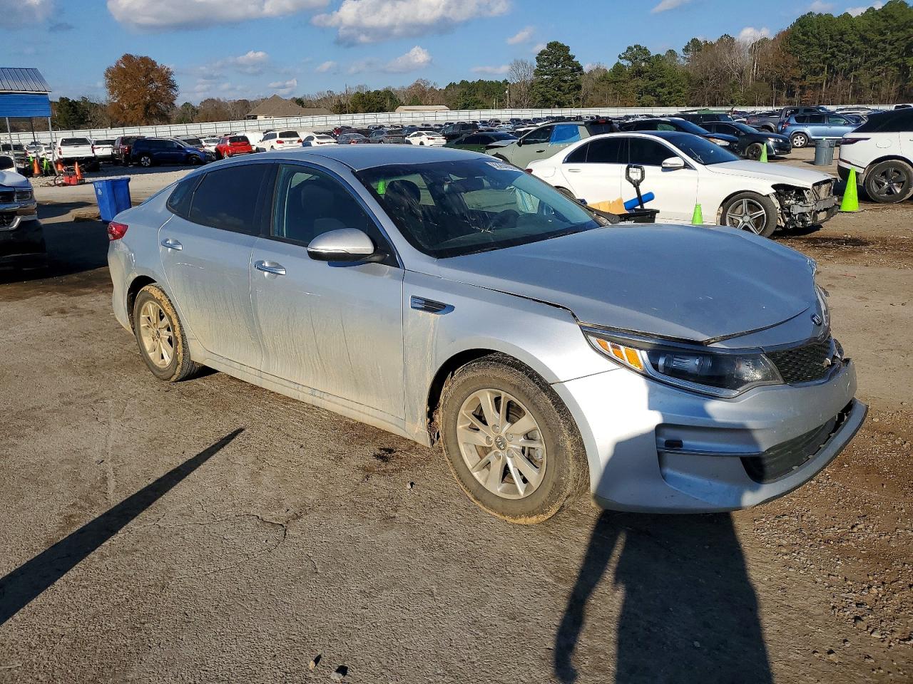 2016 KIA OPTIMA LX photo 4