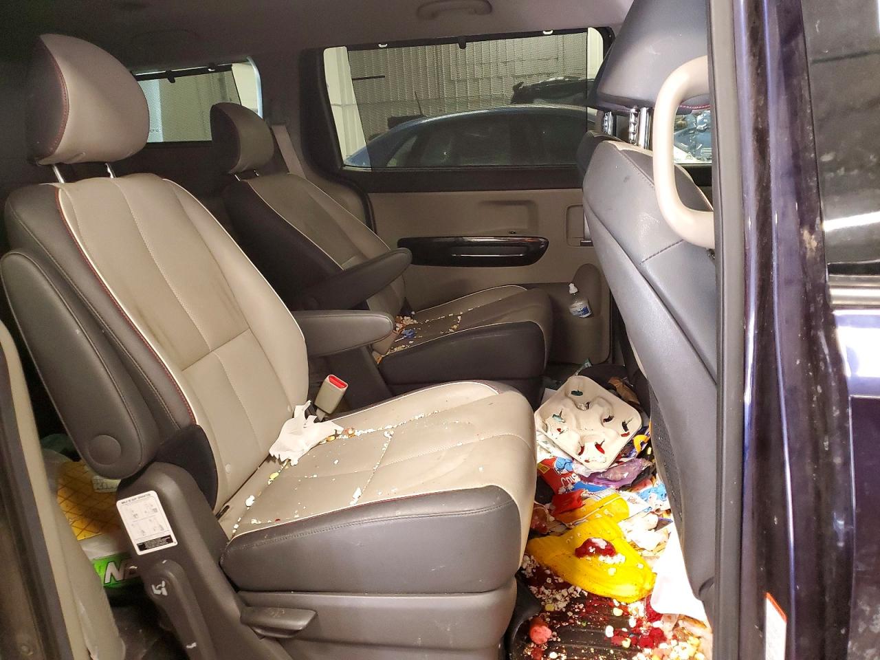 2018 KIA SEDONA EX photo 11