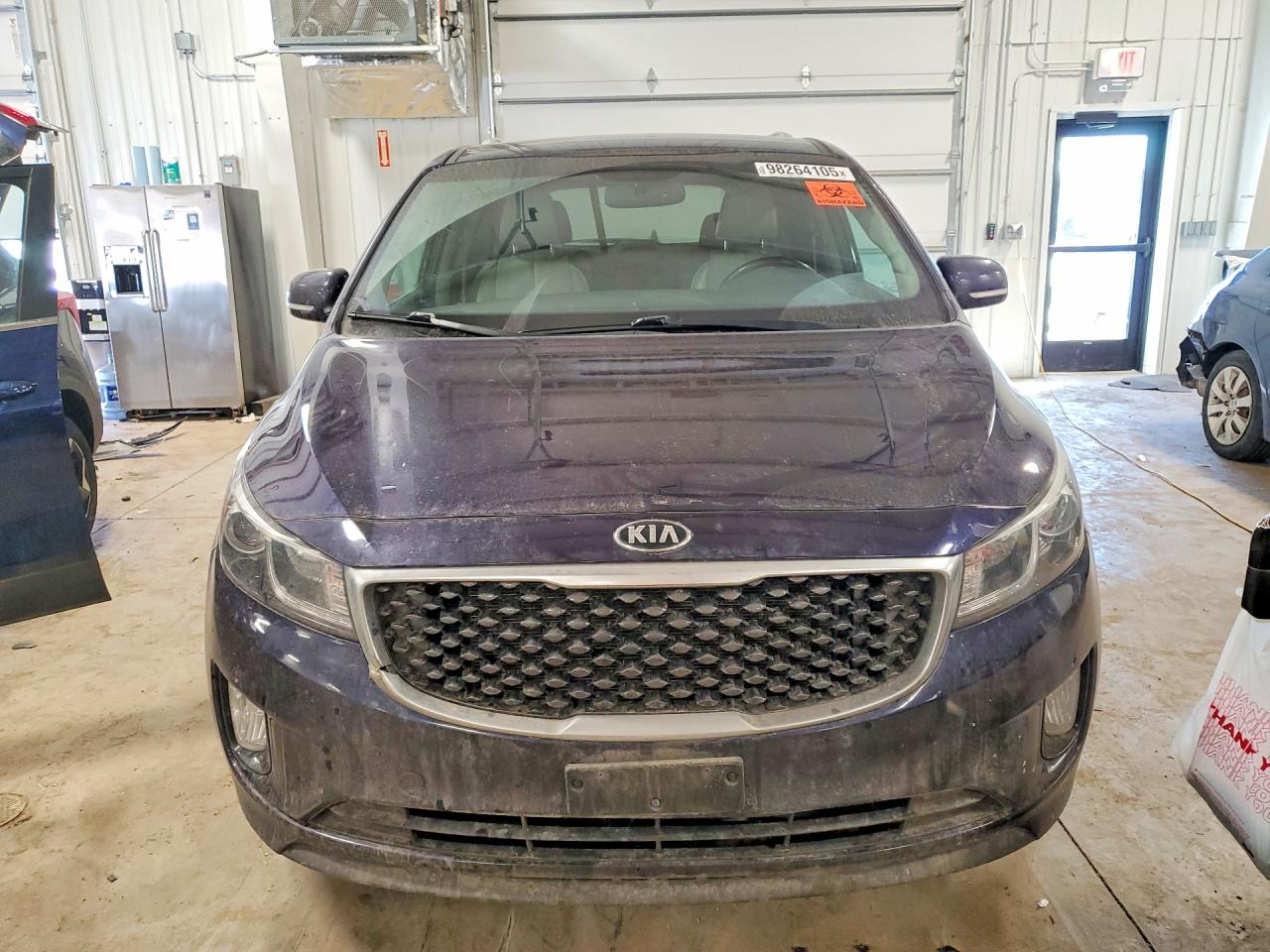 2018 KIA SEDONA EX photo 5