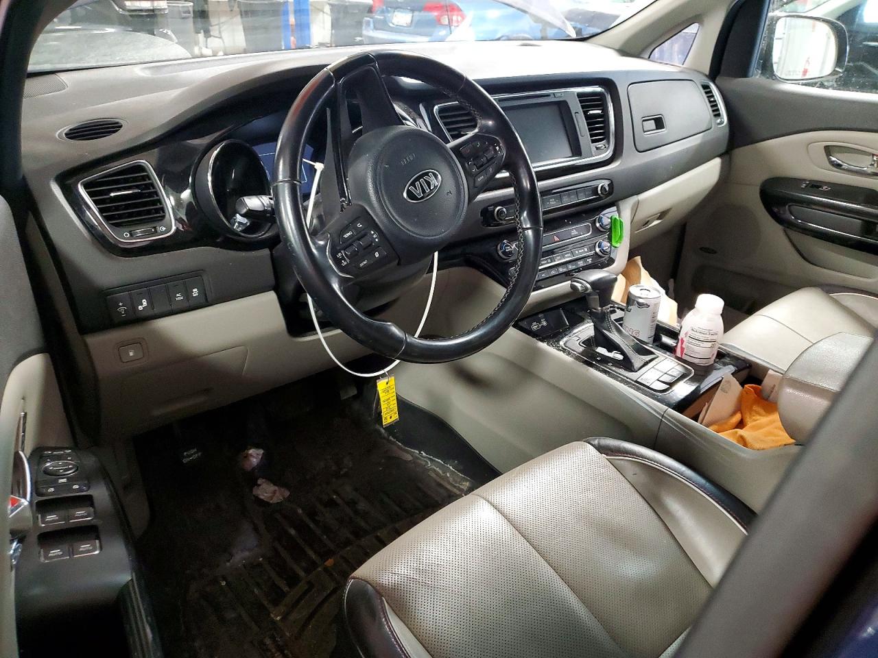 2018 KIA SEDONA EX photo 8