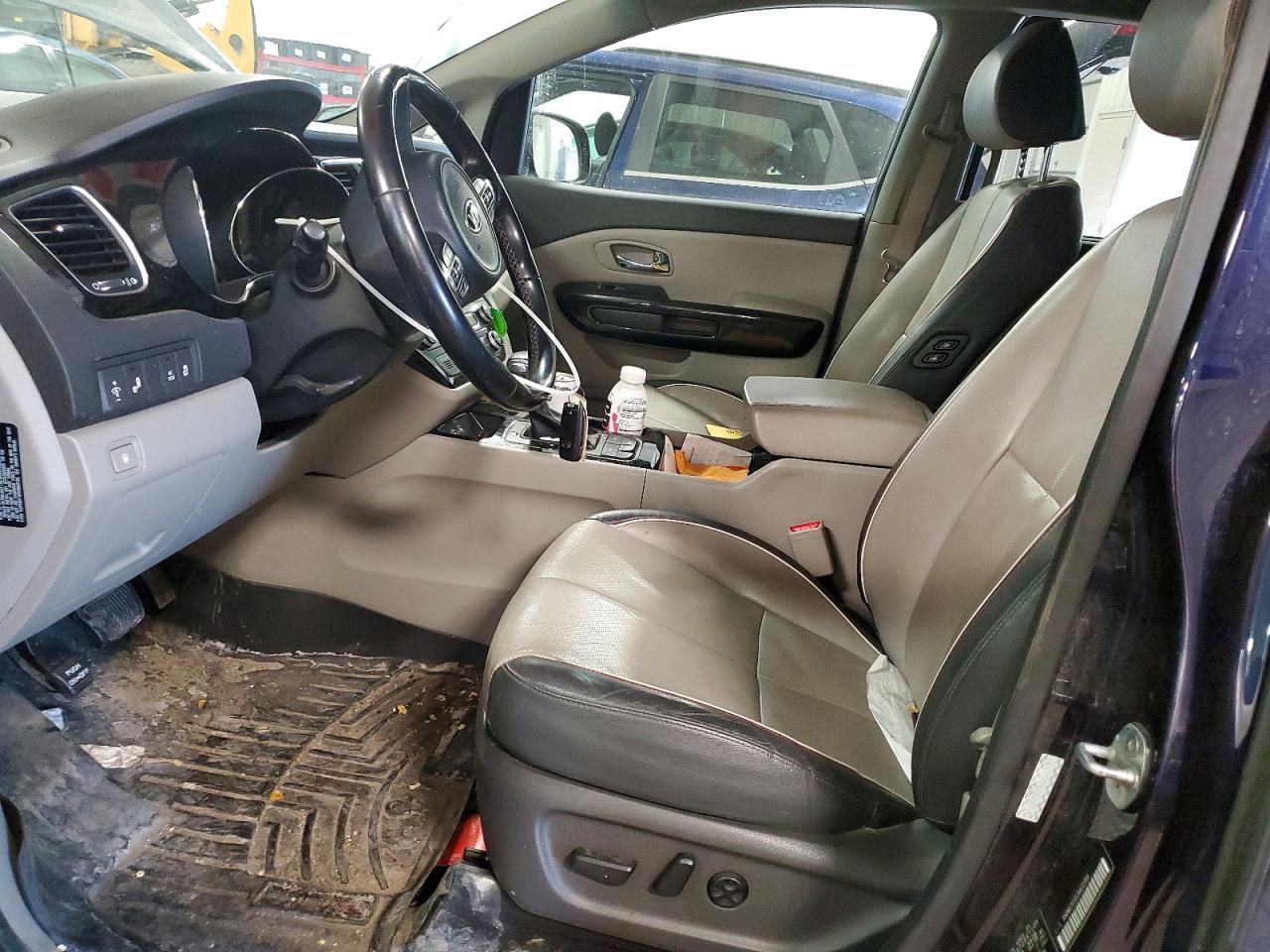 2018 KIA SEDONA EX photo 7