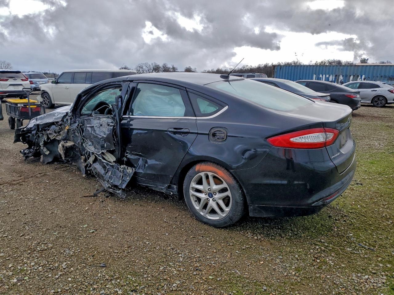 2016 FORD FUSION SE photo 2