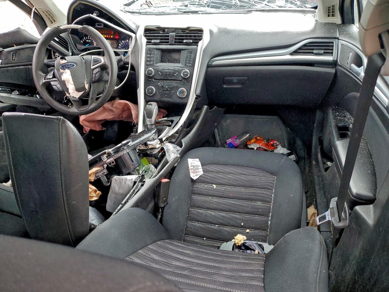 2016 FORD FUSION SE photo 8