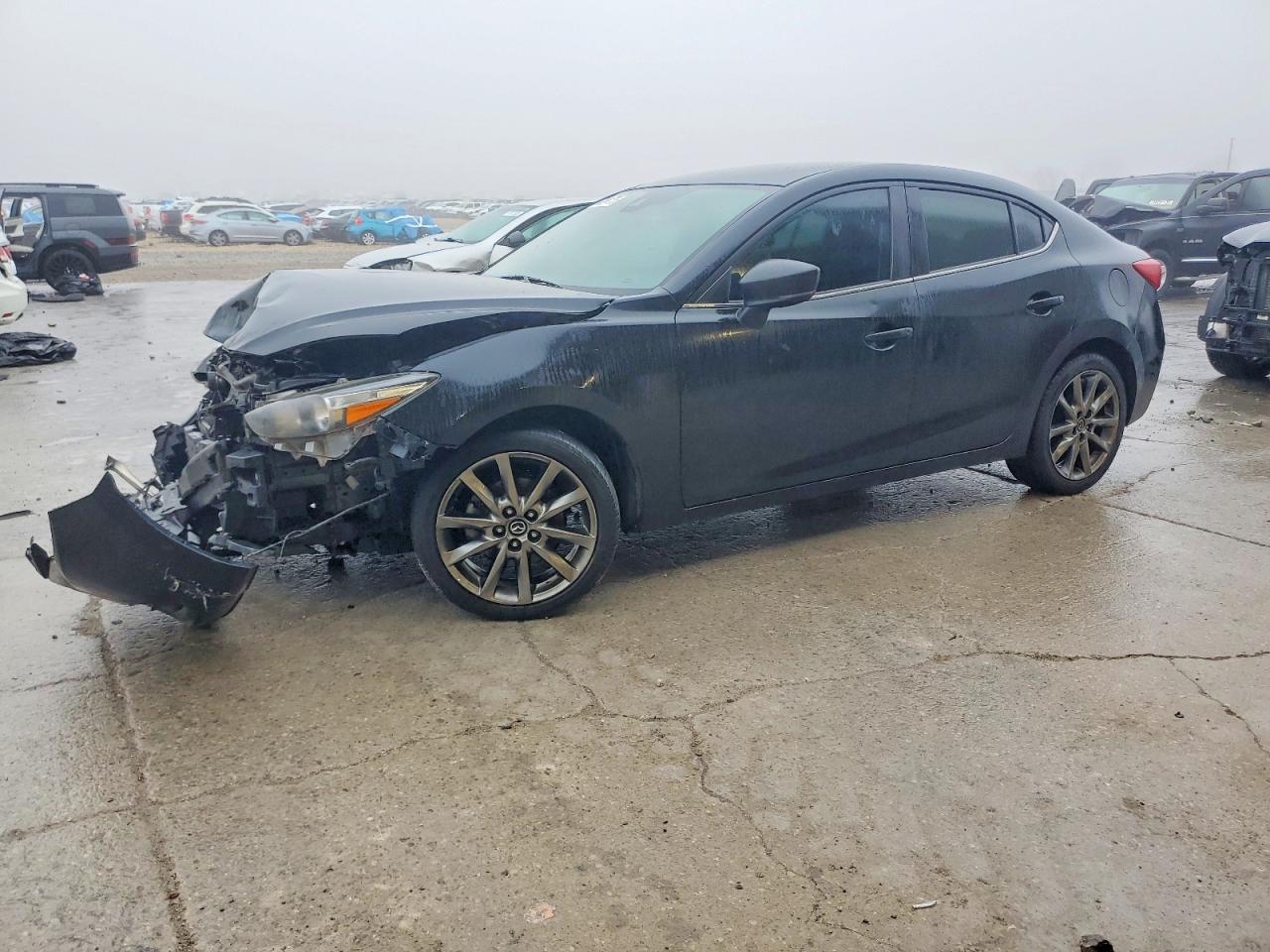 2018 MAZDA 3