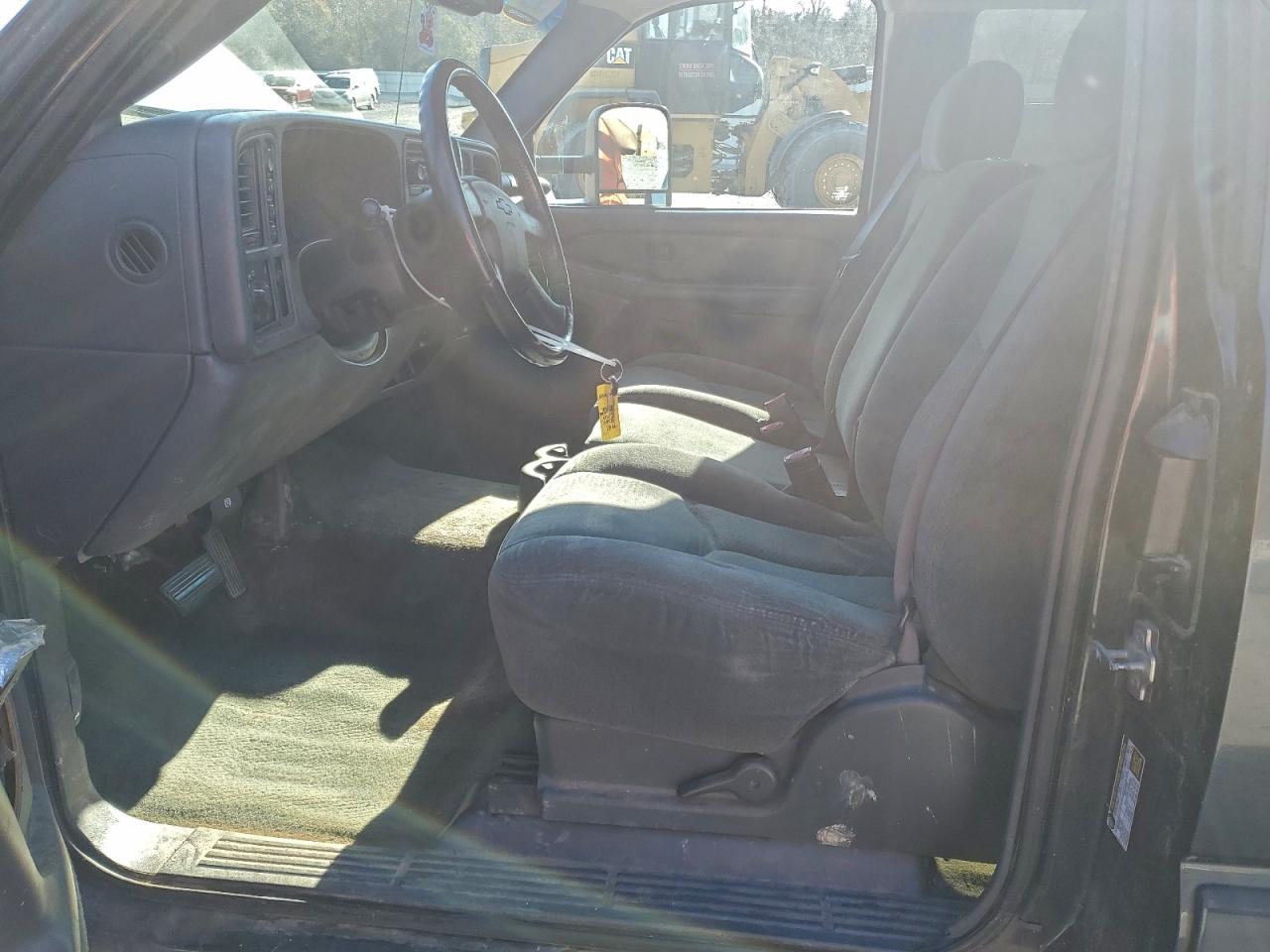 2004 CHEVROLET SILVERADO K1500 photo 7