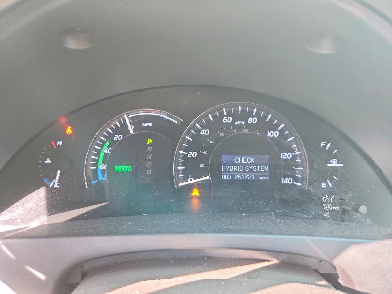 2011 TOYOTA CAMRY HYBRID photo 17