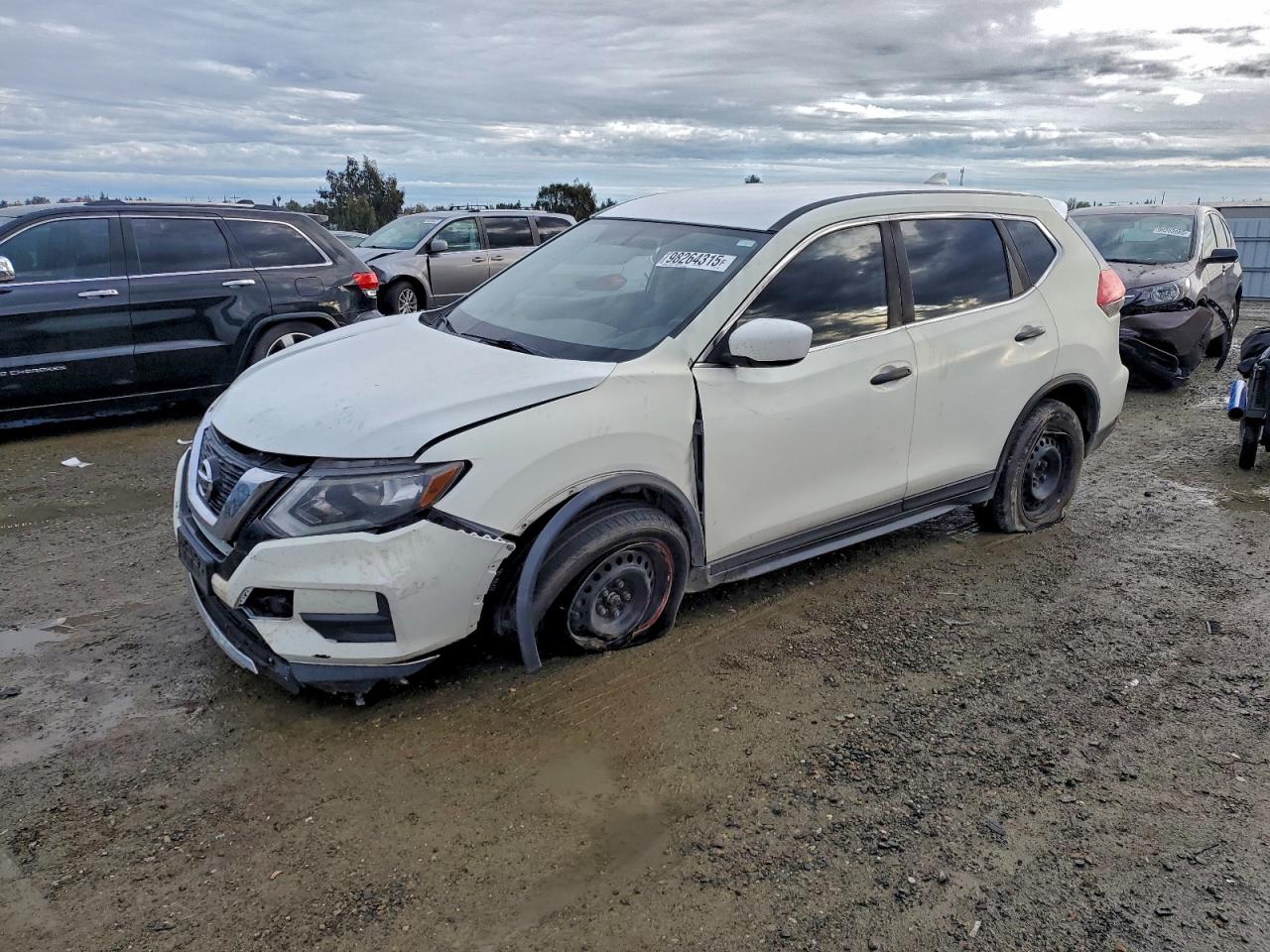 2017 NISSAN ROGUE
