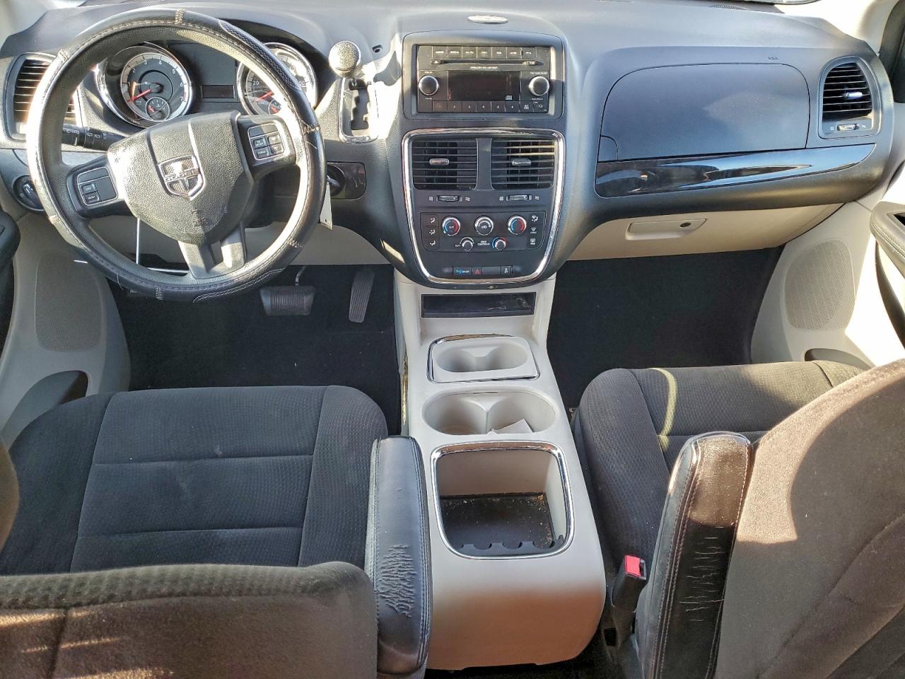 2012 DODGE GRAND CARAVAN SXT photo 15