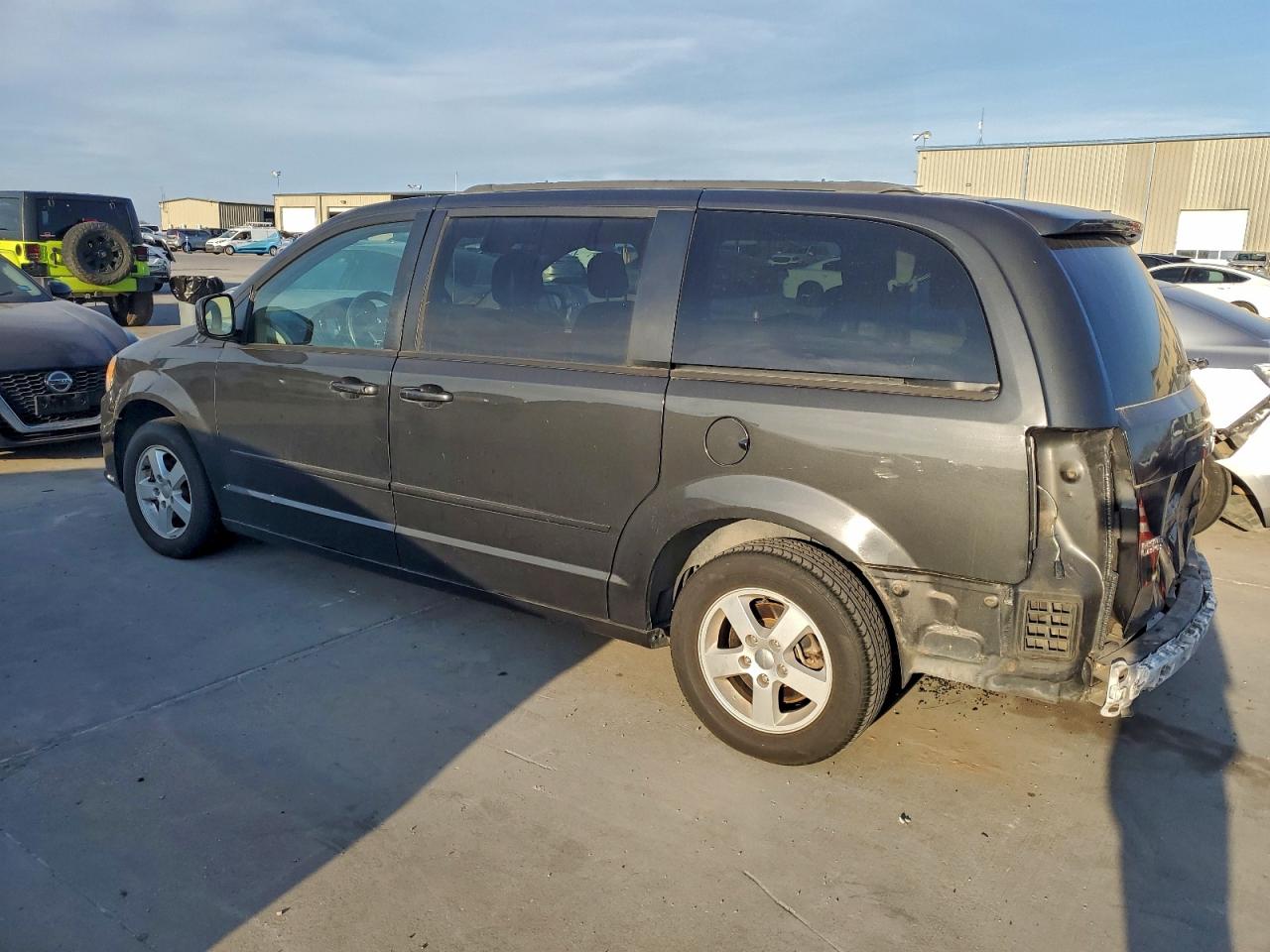 2012 DODGE GRAND CARAVAN SXT photo 3