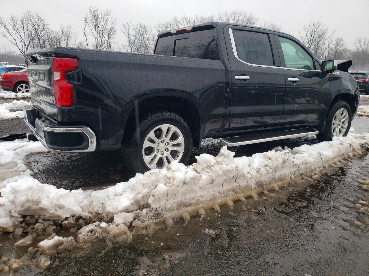 2023 CHEVROLET SILVERADO K1500 LTZ photo 3
