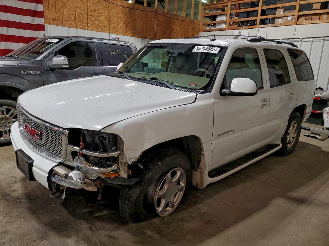 2004 GMC YUKON