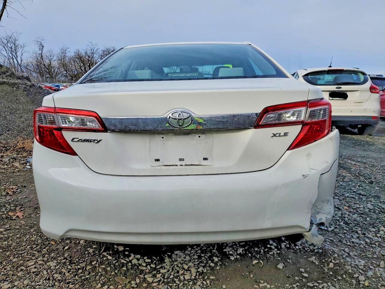 2012 TOYOTA CAMRY BASE photo 6